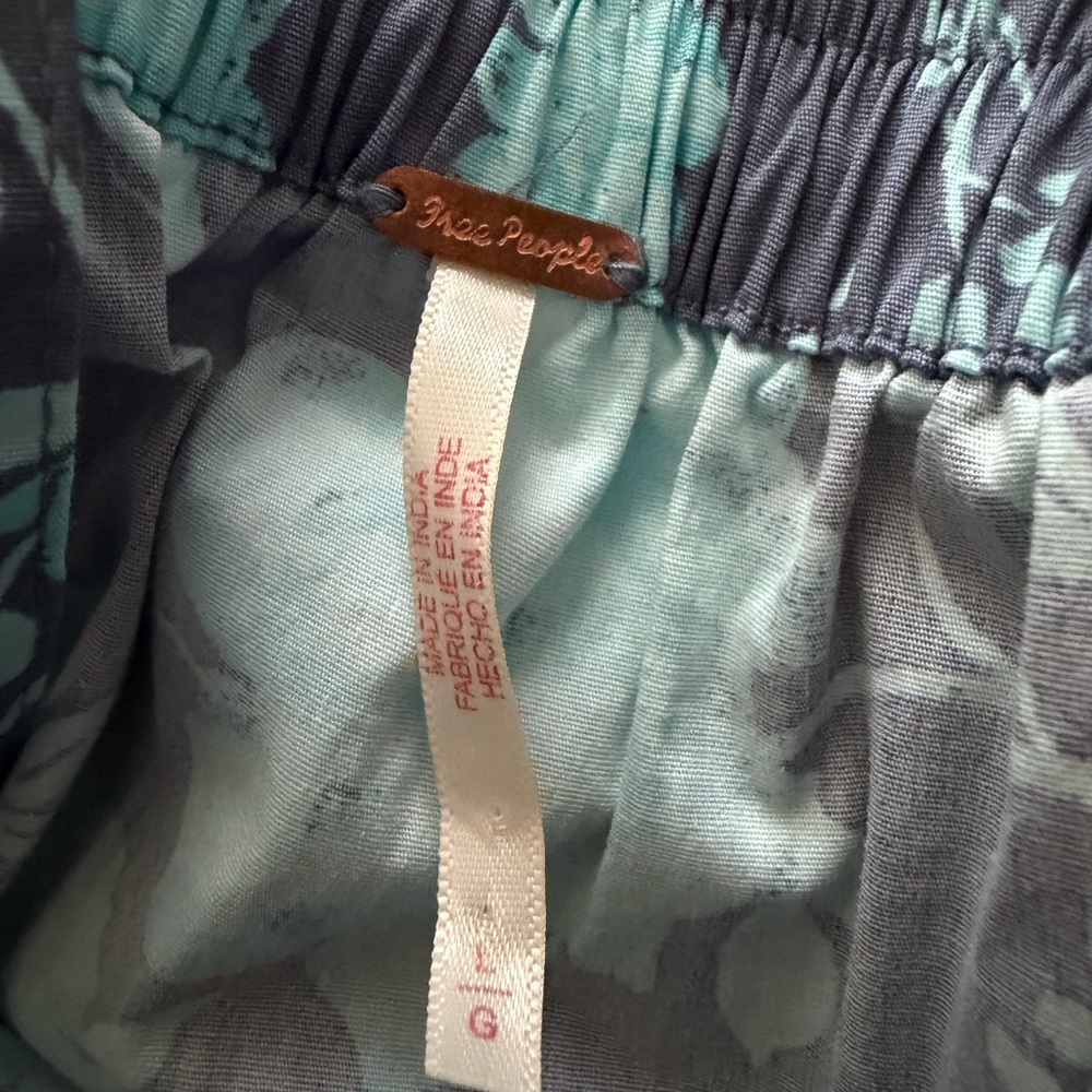 Women’s Floral A-Line Dress in Teal and Dark Gray - Picture 4 of 7